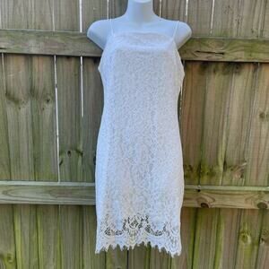 TRIXXI White Lace spaghetti strap square neck mini dress